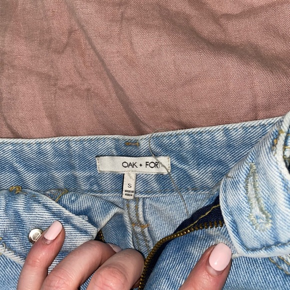 DISTRESSED DENIM MINI SKIRT - Picture 3 of 4